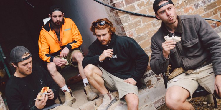 government-cash-attract-young-apprentices