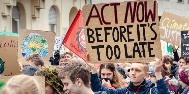 gen-z-believe-human-made-climate-change00