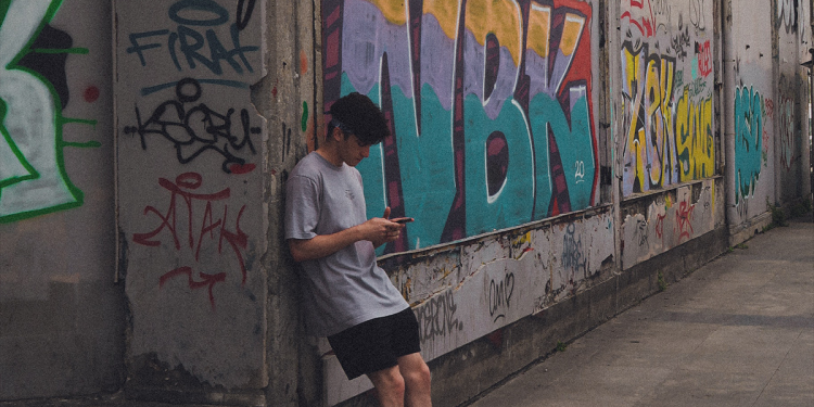 Why Teen Group Chats Go Toxic